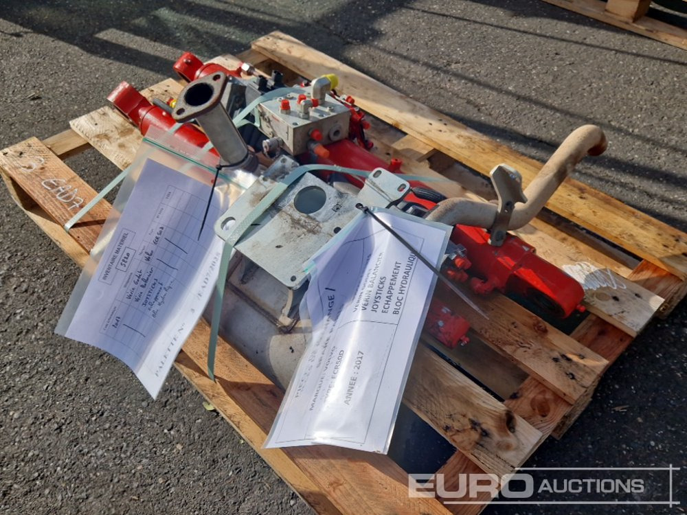 Spare Parts, Cylinder, Joysticks, Hydraulic Parts, Exhaust to suit Volvo ECR50D - Rezerves daļa - Ekskavators: foto 3 Spare Parts, Cylinder, Joysticks, Hydraulic Parts, Exhaust to suit Volvo ECR50D - Rezerves daļa - Ekskavators: foto 3