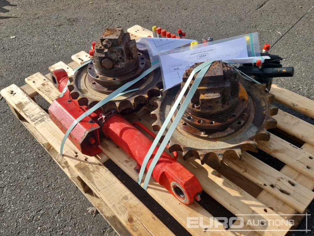 Spare Parts, Final Drive (2 of) Hydraulic Pump, Hydraulic Block, Cylinder to suit Volvo ECR25D - Rezerves daļa - Ekskavators: foto 3 Spare Parts, Final Drive (2 of) Hydraulic Pump, Hydraulic Block, Cylinder to suit Volvo ECR25D - Rezerves daļa - Ekskavators: foto 3