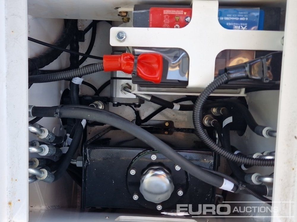 Kompaktiekrāvējs Unused 2025 Machpro MP360: foto 16