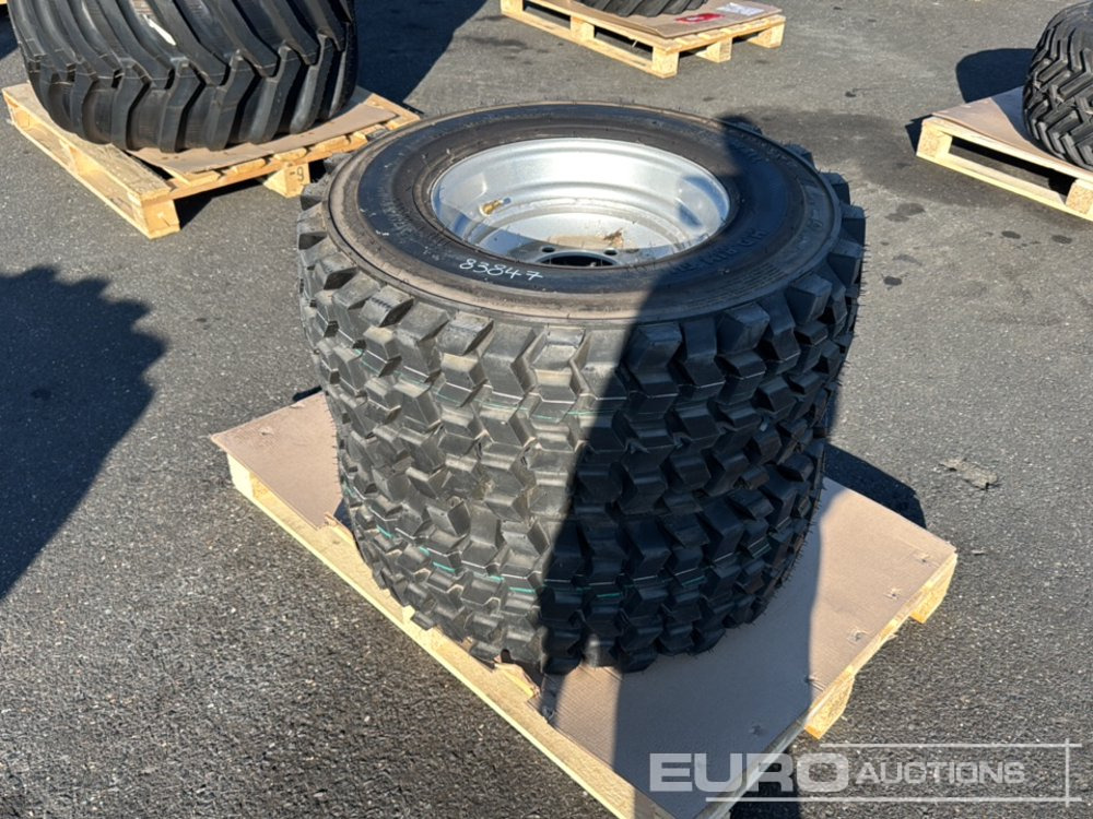 Unused BKT 12-16.5 Tyre & Rim (2 of) - Riepa: foto 2 Unused BKT 12-16.5 Tyre & Rim (2 of) - Riepa: foto 2