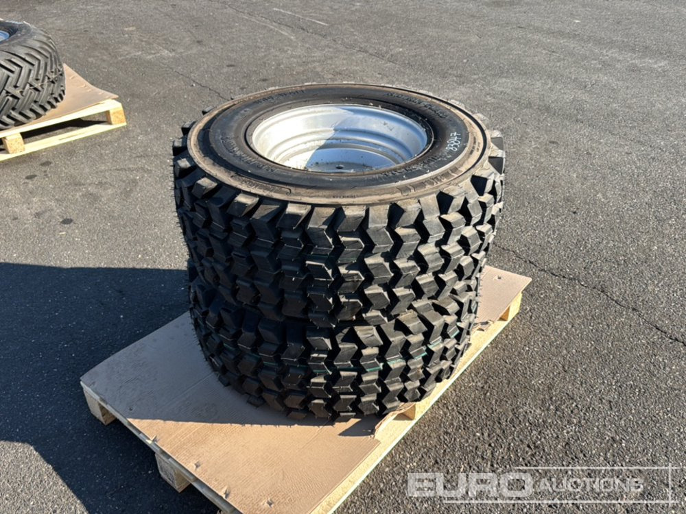 Unused BKT 12-16.5 Tyre & Rim (2 of) - Riepa: foto 1 Unused BKT 12-16.5 Tyre & Rim (2 of) - Riepa: foto 1