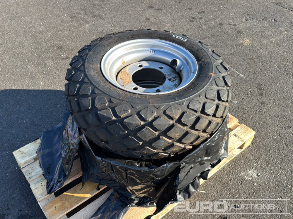 Unused Cultor 10.0/75-15.3 Tyre & Rim (2 of) - Riepa: foto 3 Unused Cultor 10.0/75-15.3 Tyre & Rim (2 of) - Riepa: foto 3