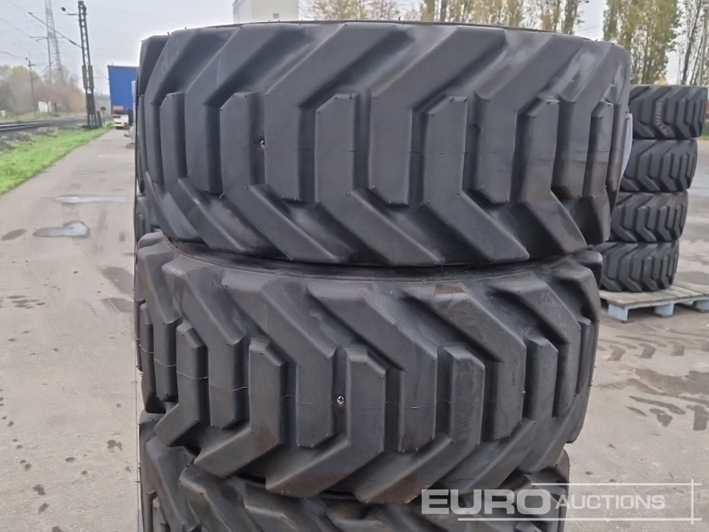 Unused JLG 315/55D20 Tyres (4 of) - Riepa: foto 3 Unused JLG 315/55D20 Tyres (4 of) - Riepa: foto 3