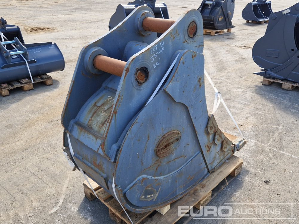 Unused Strickland 24" Digging Bucket to suit JCB JS260 - Kauss: foto 3 Unused Strickland 24" Digging Bucket to suit JCB JS260 - Kauss: foto 3