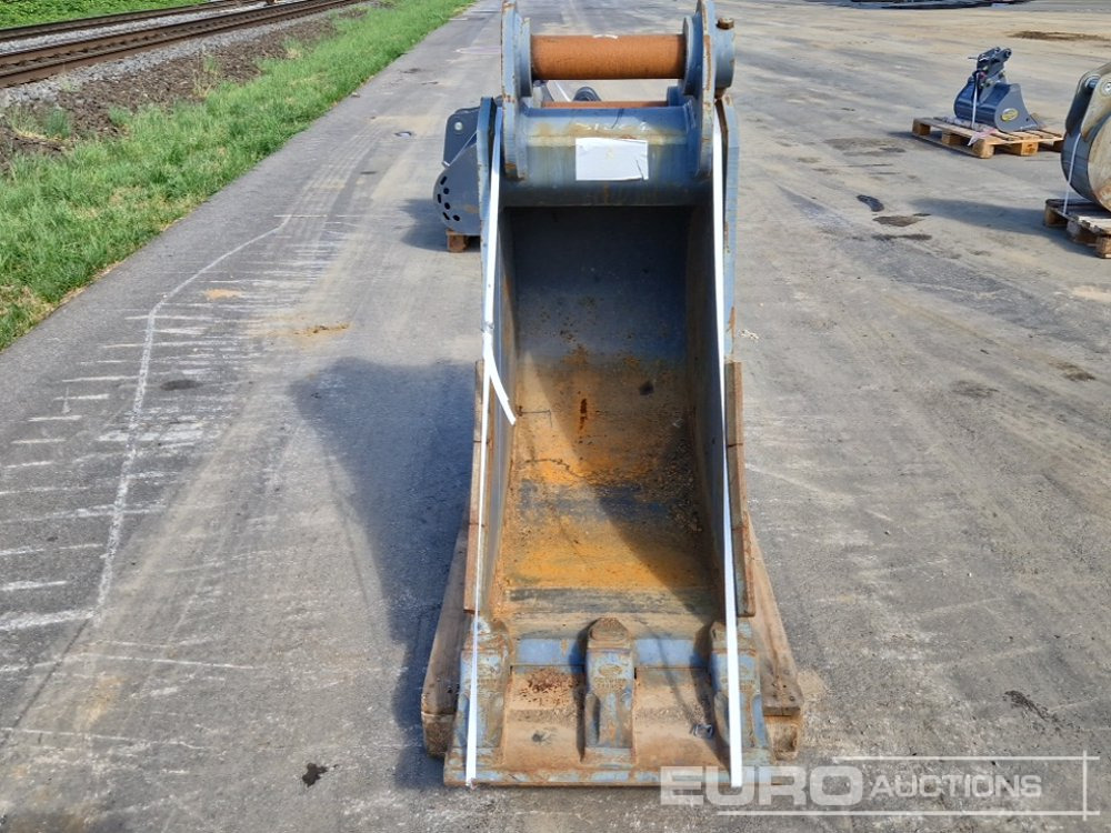 Unused Strickland 24" Digging Bucket to suit JCB JS260 - Kauss: foto 5 Unused Strickland 24" Digging Bucket to suit JCB JS260 - Kauss: foto 5