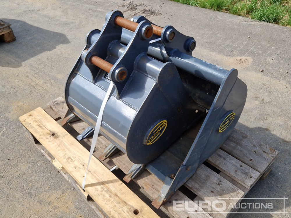 Unused Strickland 30", 18" Digging Buckets, 35mm Pin to suit Hitachi ZX26 (2 of) - Kauss: foto 1 Unused Strickland 30", 18" Digging Buckets, 35mm Pin to suit Hitachi ZX26 (2 of) - Kauss: foto 1