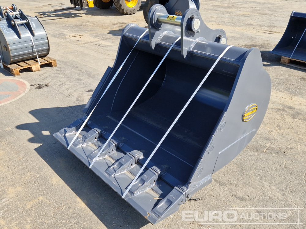 Unused Strickland 60" Digging Bucket, 80mm Pin to suit Hitachi ZX210 - Kauss: foto 1 Unused Strickland 60" Digging Bucket, 80mm Pin to suit Hitachi ZX210 - Kauss: foto 1