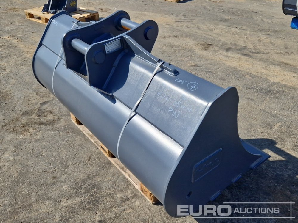 Unused Strickland 72" Ditching Bucket, 65mm Pin to suit Hitachi ZX130 - Kauss: foto 3 Unused Strickland 72" Ditching Bucket, 65mm Pin to suit Hitachi ZX130 - Kauss: foto 3