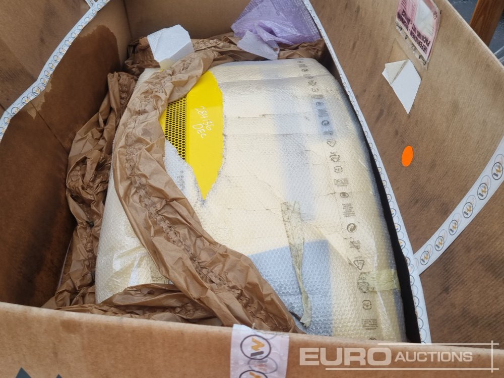 Unused Wacker Neuson Engine Cover - Motora pārsegs - Celtniecības tehnika: foto 2 Unused Wacker Neuson Engine Cover - Motora pārsegs - Celtniecības tehnika: foto 2