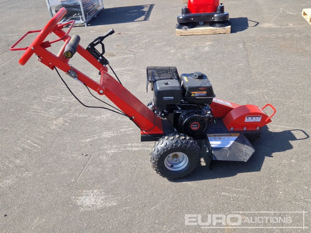 Unused Walk Behind Stump Grinder - Celmu smalcinātājs: foto 5 Unused Walk Behind Stump Grinder - Celmu smalcinātājs: foto 5