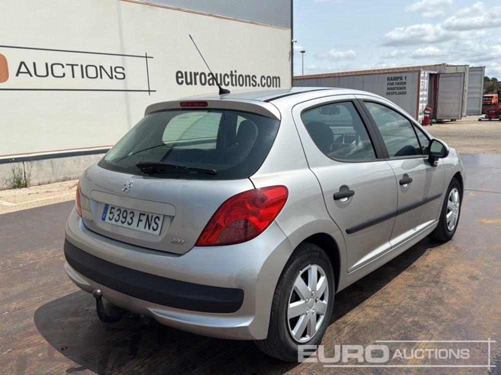 2007 Peugeot 207 - Vieglā automašīna: foto 5 2007 Peugeot 207 - Vieglā automašīna: foto 5