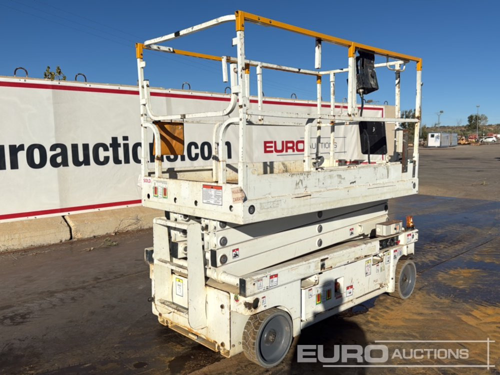 2014 Haulotte Compact 10 - Šķērveida pacēlājs: foto 5 2014 Haulotte Compact 10 - Šķērveida pacēlājs: foto 5