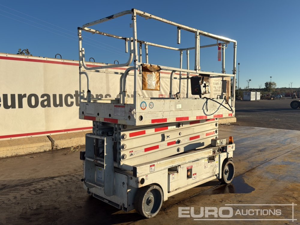 2014 Haulotte Compact 12 - Šķērveida pacēlājs: foto 5 2014 Haulotte Compact 12 - Šķērveida pacēlājs: foto 5