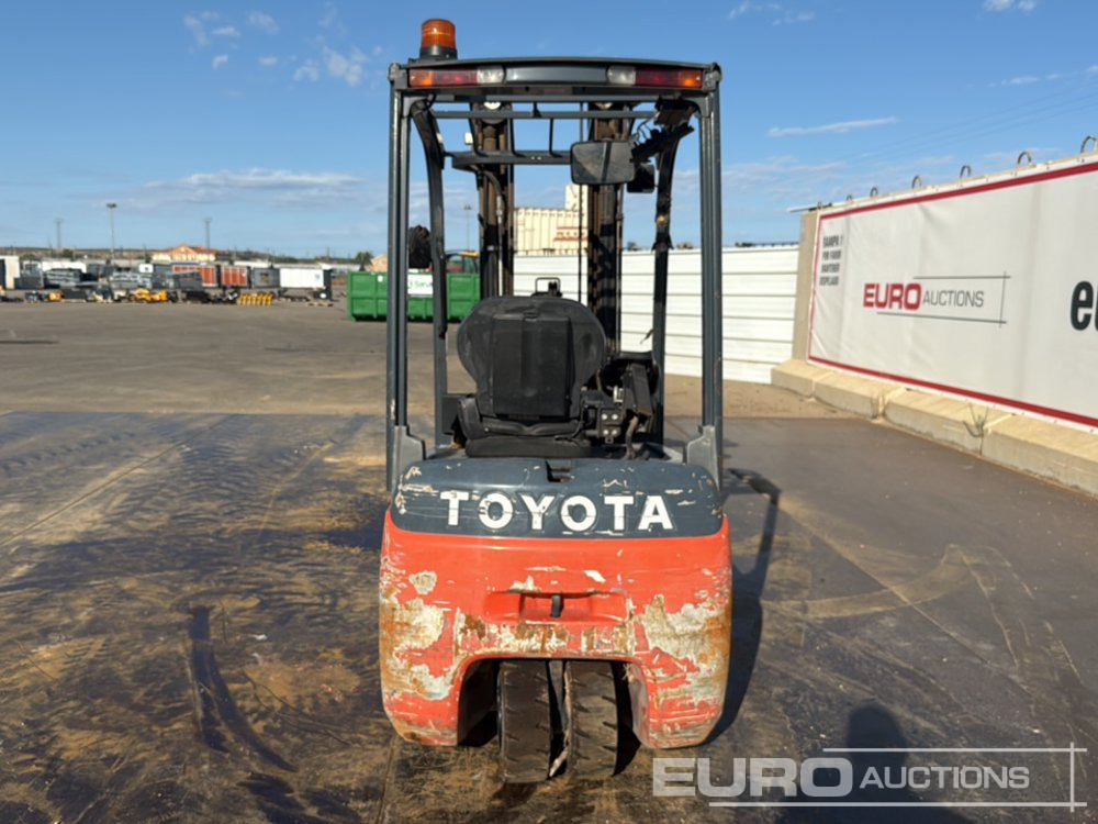 2015 Toyota 8FBET18 - Elektroiekrāvējs: foto 4 2015 Toyota 8FBET18 - Elektroiekrāvējs: foto 4