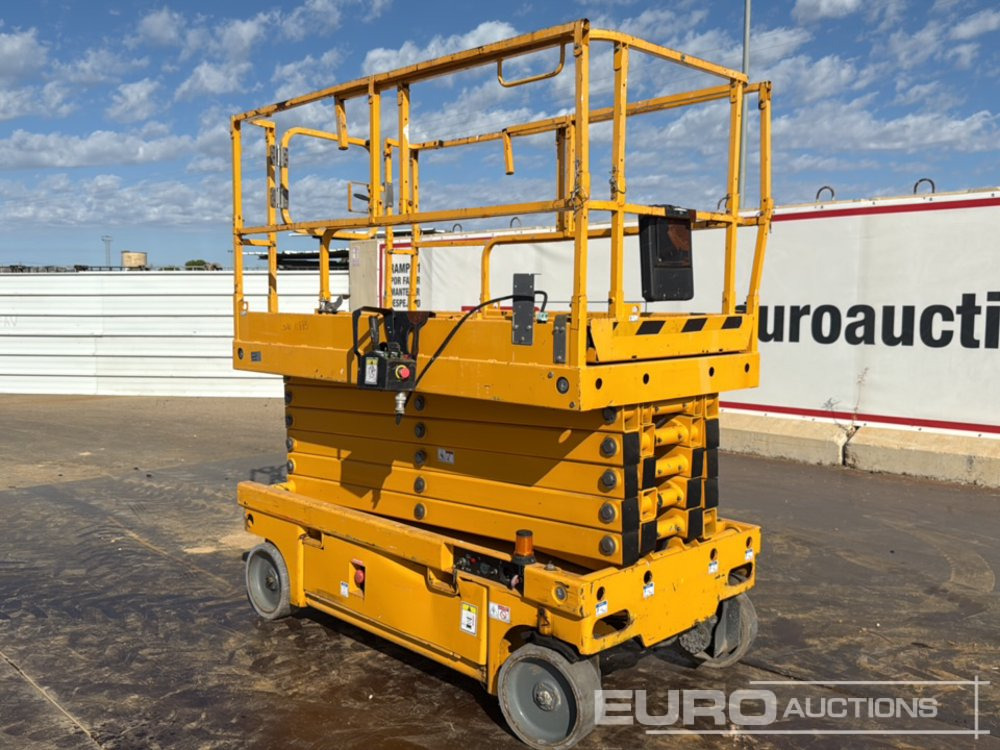 2016 Haulotte Compact 14 - Pacēlājs: foto 3 2016 Haulotte Compact 14 - Pacēlājs: foto 3