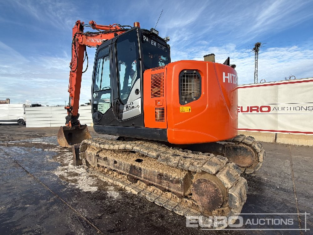 2016 Hitachi ZX135US-5B - Kāpurķēžu ekskavators: foto 3 2016 Hitachi ZX135US-5B - Kāpurķēžu ekskavators: foto 3