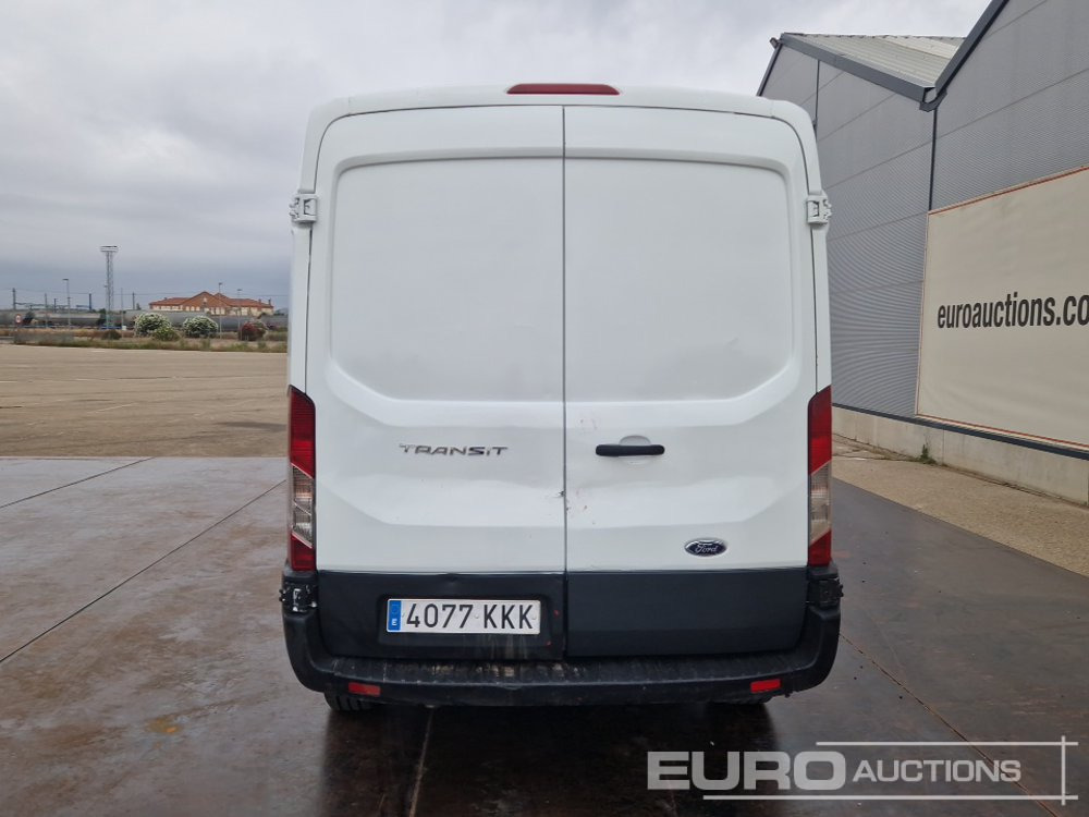 Ford Transit - Kravas mikroautobuss: foto 4 Ford Transit - Kravas mikroautobuss: foto 4