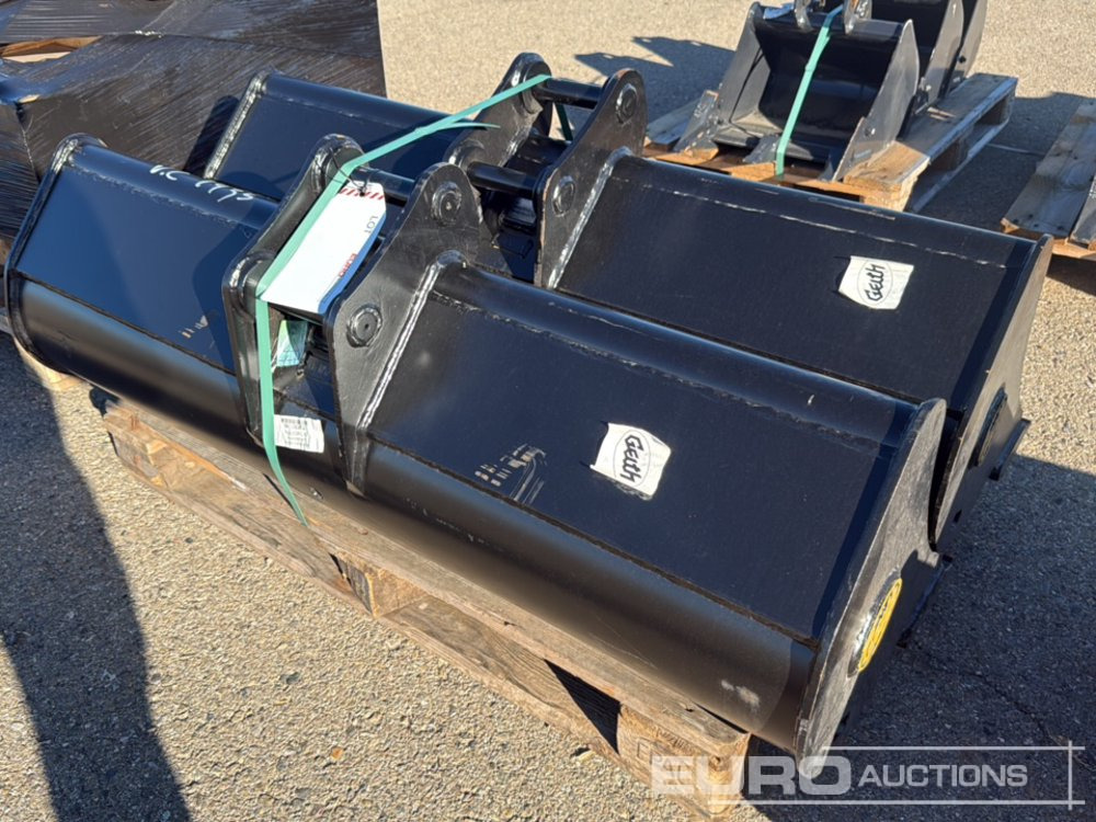 Geith Bucket G04R-1400-4588 to Suit MCR922 (S/Ns 1163051, 1163052) (2 of) - Kauss: foto 4 Geith Bucket G04R-1400-4588 to Suit MCR922 (S/Ns 1163051, 1163052) (2 of) - Kauss: foto 4