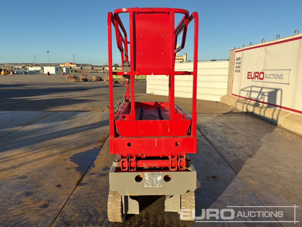 Haulotte Compact 8 - Šķērveida pacēlājs: foto 4 Haulotte Compact 8 - Šķērveida pacēlājs: foto 4