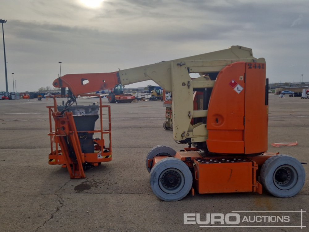 Izlices pacēlājs JLG E300AJP: foto 6 Izlices pacēlājs JLG E300AJP: foto 6