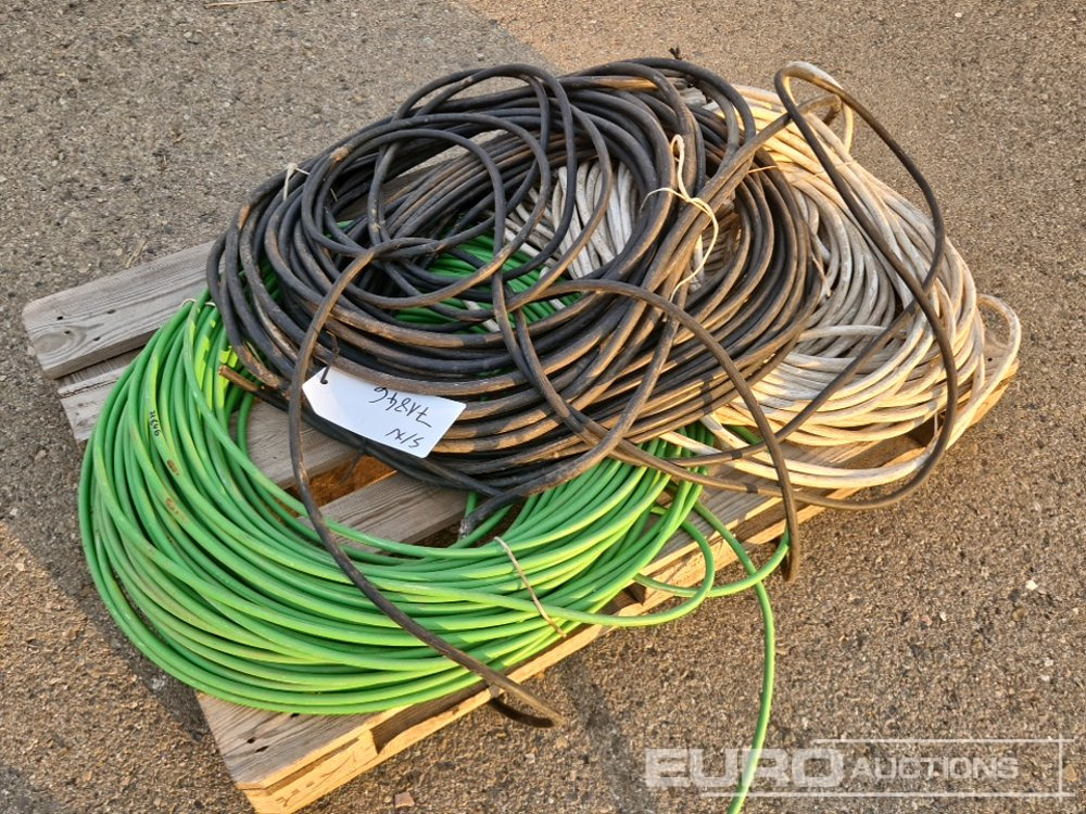 Pallet of Electric Cables - Celtniecības maisītājs: foto 1 Pallet of Electric Cables - Celtniecības maisītājs: foto 1