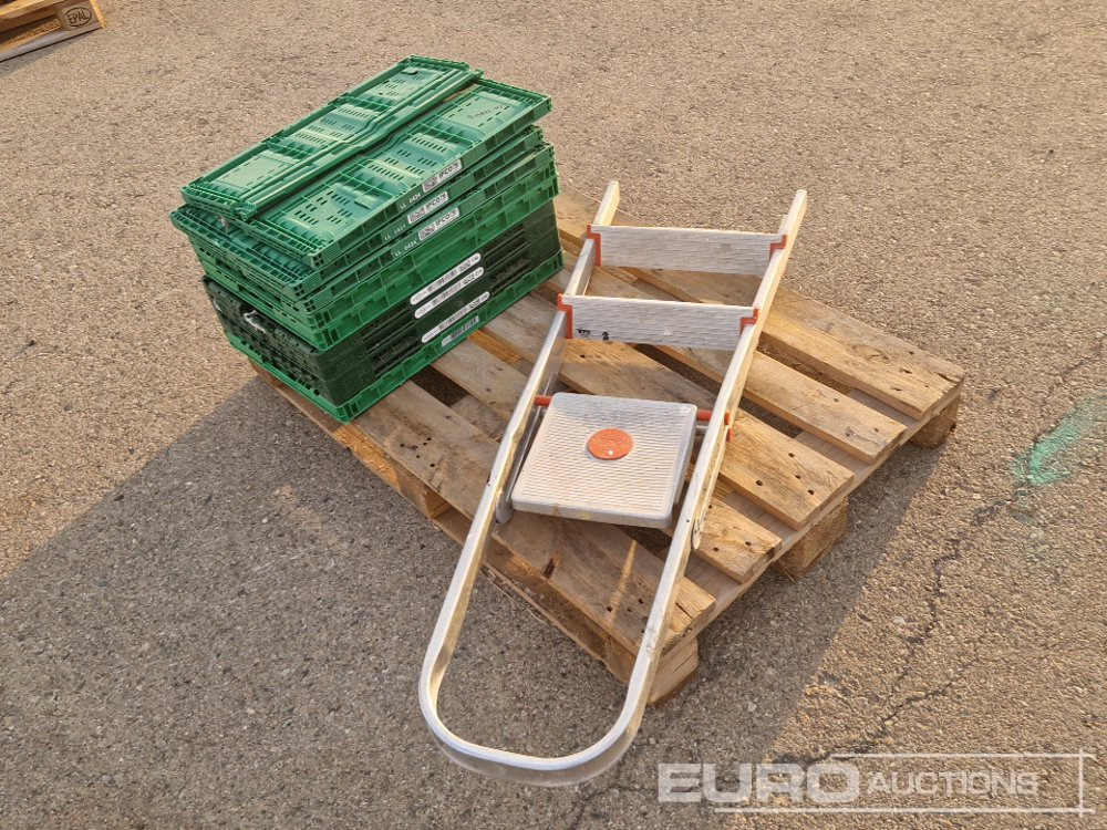Pallet of Fruit Storage Trays, Step Ladder - Celtniecības maisītājs: foto 3 Pallet of Fruit Storage Trays, Step Ladder - Celtniecības maisītājs: foto 3