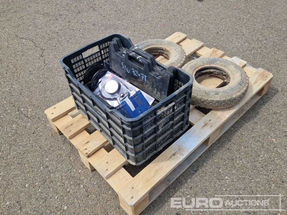 Pallet of Various Tools and Wheels - Celtniecības maisītājs: foto 5 Pallet of Various Tools and Wheels - Celtniecības maisītājs: foto 5