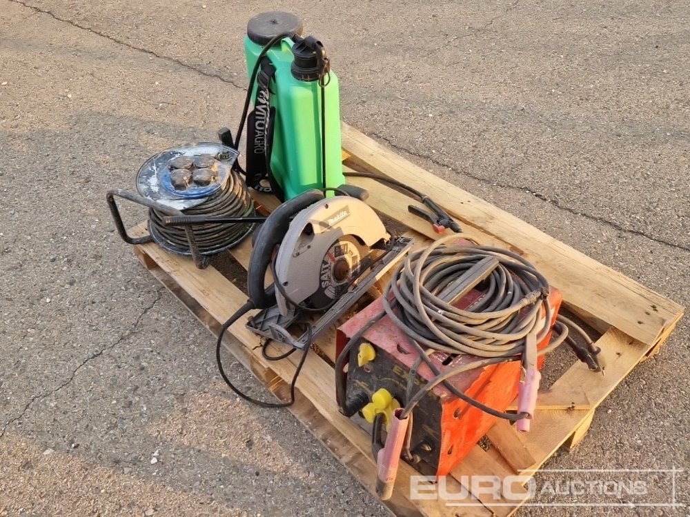 Pallet of Welding Machine, Circular Saw, Cable Reel, Backpack Sprayer - Celtniecības maisītājs: foto 2 Pallet of Welding Machine, Circular Saw, Cable Reel, Backpack Sprayer - Celtniecības maisītājs: foto 2