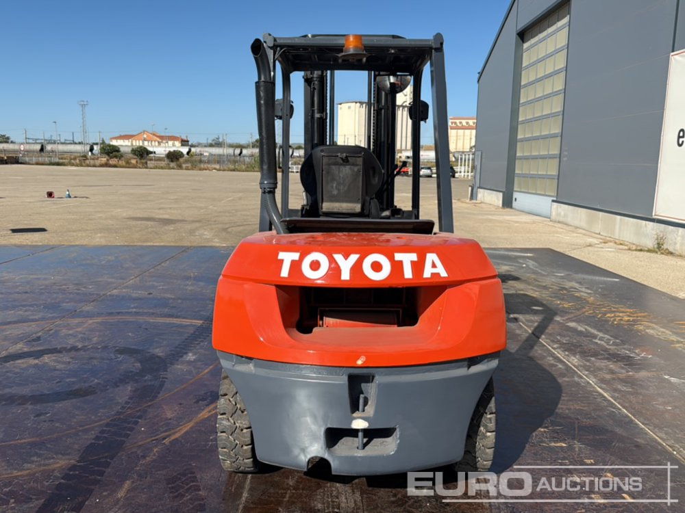 Toyota 42-7FD35 - Autokrāvējs: foto 4 Toyota 42-7FD35 - Autokrāvējs: foto 4
