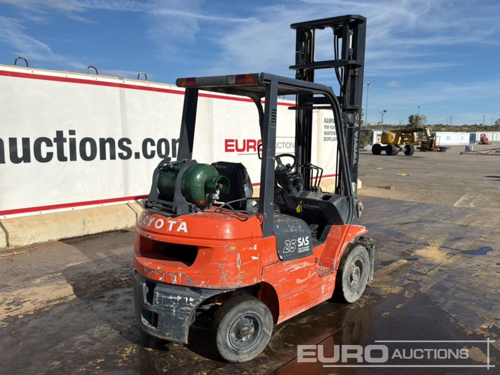 Toyota 427FGF25 - Autokrāvējs: foto 5 Toyota 427FGF25 - Autokrāvējs: foto 5