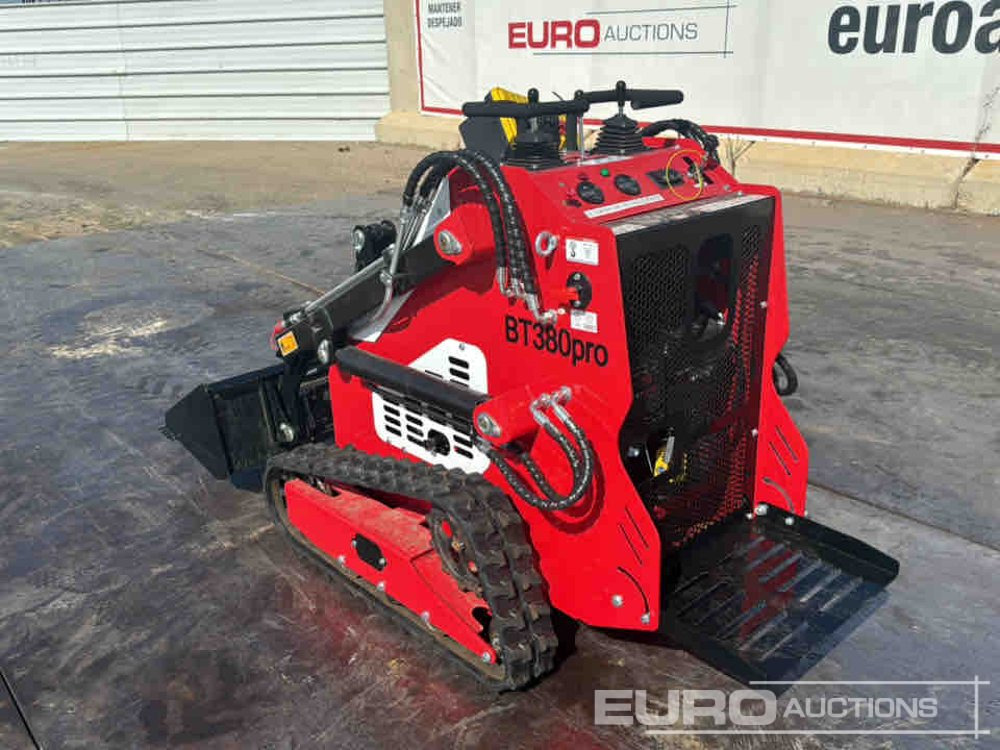 Unused 2025 Bisontek BT380PRO - Kompaktiekrāvējs: foto 3 Unused 2025 Bisontek BT380PRO - Kompaktiekrāvējs: foto 3