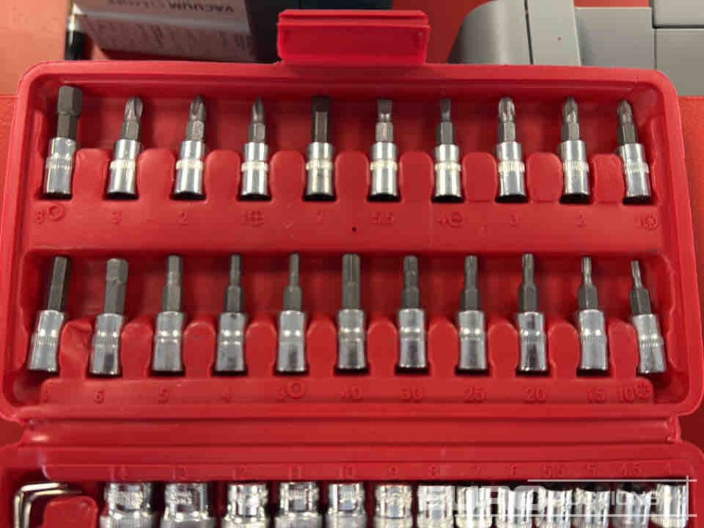 Unused 46pc Wrench Set / Set de Llaves - Garāžu aprīkojums: foto 4 Unused 46pc Wrench Set / Set de Llaves - Garāžu aprīkojums: foto 4