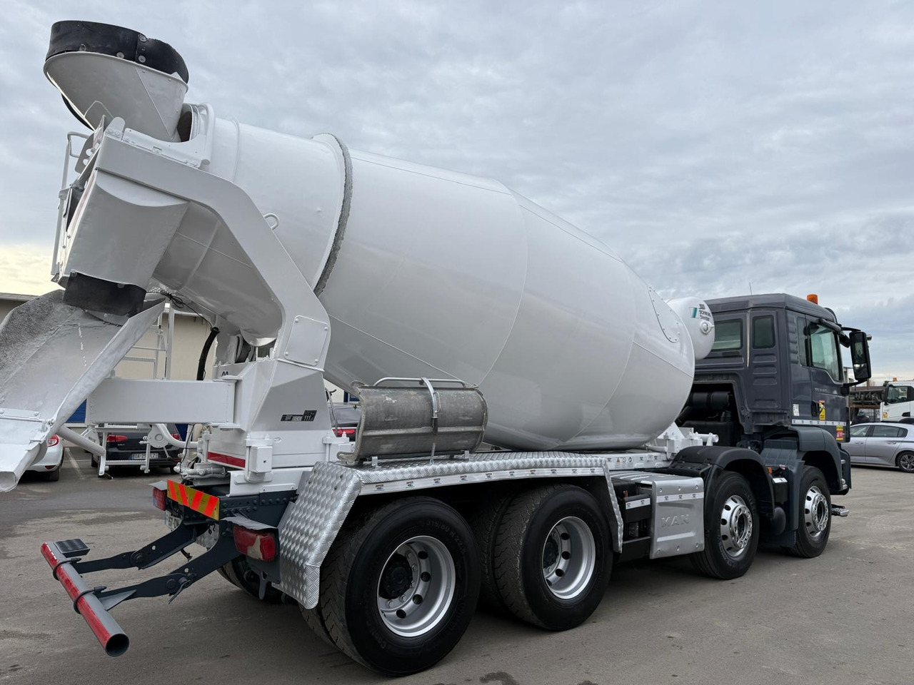 Camion béton MAN TGS 32.420 FF-957-DW - Betonvedējs: foto 5 Camion béton MAN TGS 32.420 FF-957-DW - Betonvedējs: foto 5