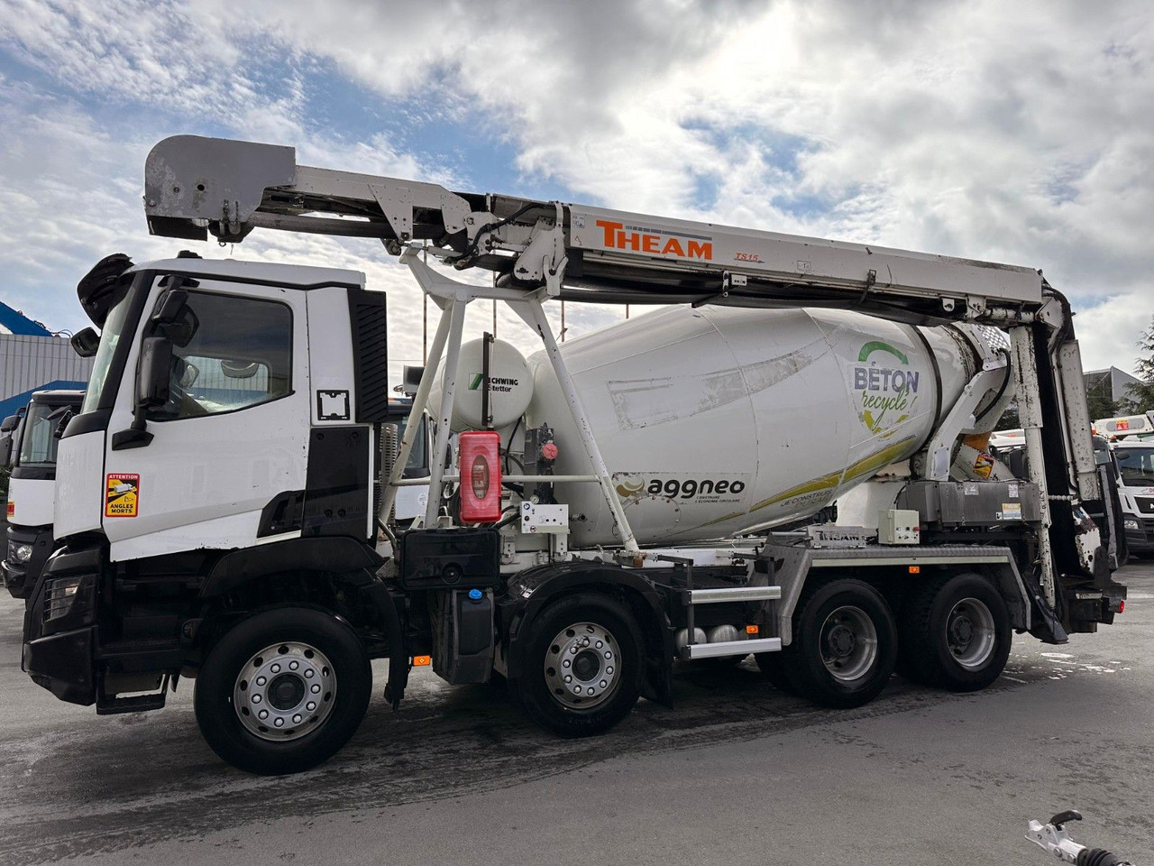 Renault C380 - Betonvedējs: foto 1 Renault C380 - Betonvedējs: foto 1