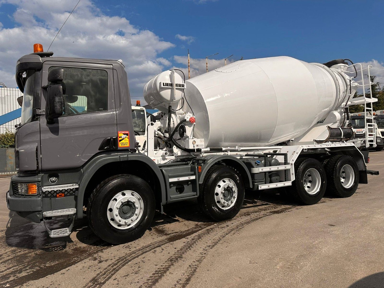 Scania P410 - Betonvedējs: foto 1 Scania P410 - Betonvedējs: foto 1