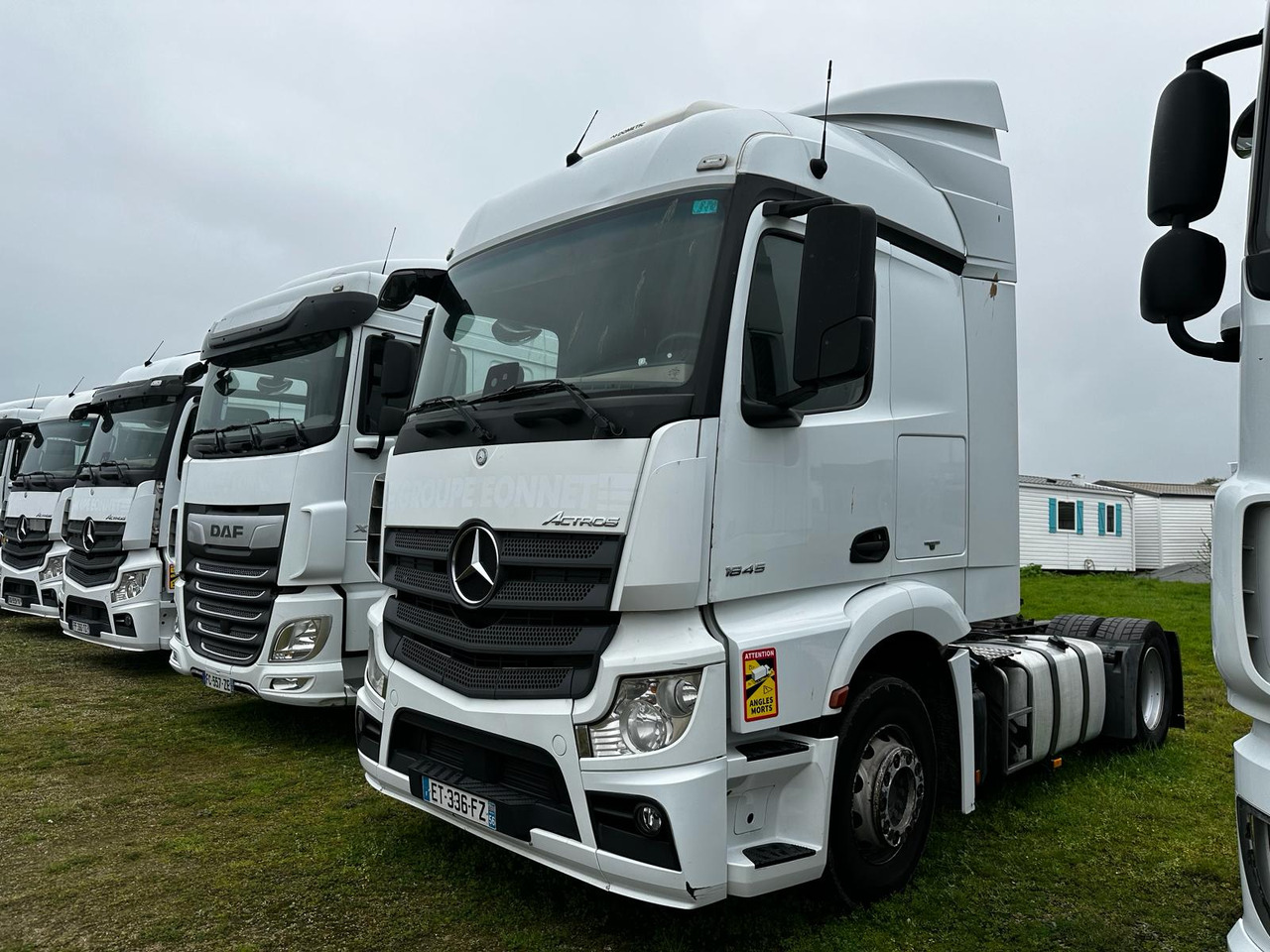 Tracteur Mercedes Actros 1845 ET-336-FZ - Vilcējs: foto 2 Tracteur Mercedes Actros 1845 ET-336-FZ - Vilcējs: foto 2