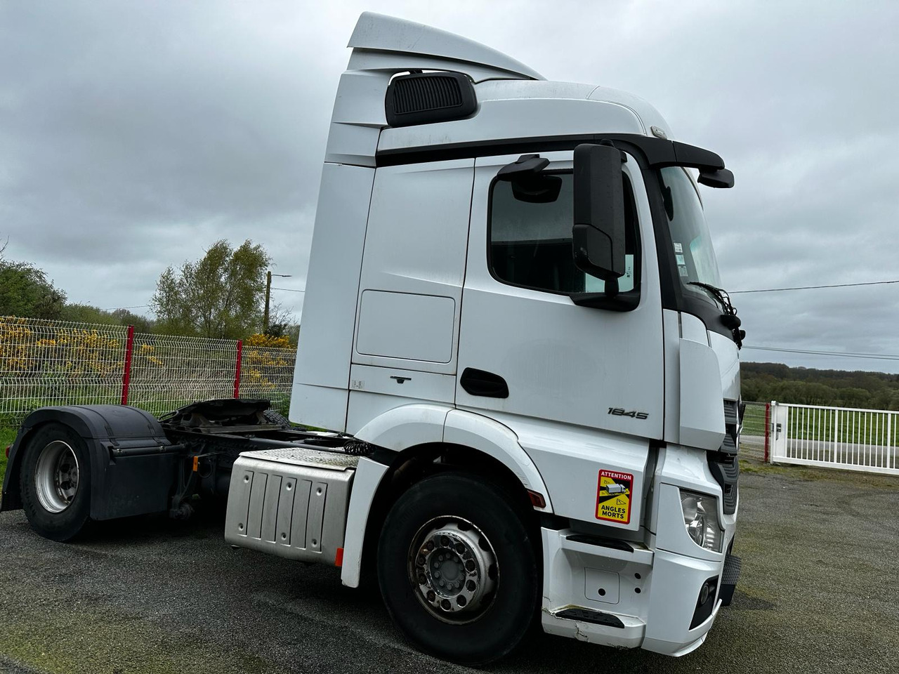 Tracteur routier Mercedes-Benz Actros 1845 DP-625-GR - Vilcējs: foto 2 Tracteur routier Mercedes-Benz Actros 1845 DP-625-GR - Vilcējs: foto 2
