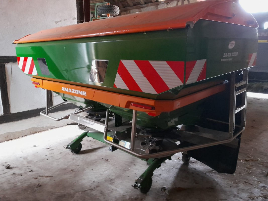 Amazone ZA-TS Hydro 4200 Ultra - Miglotājs: foto 2 Amazone ZA-TS Hydro 4200 Ultra - Miglotājs: foto 2