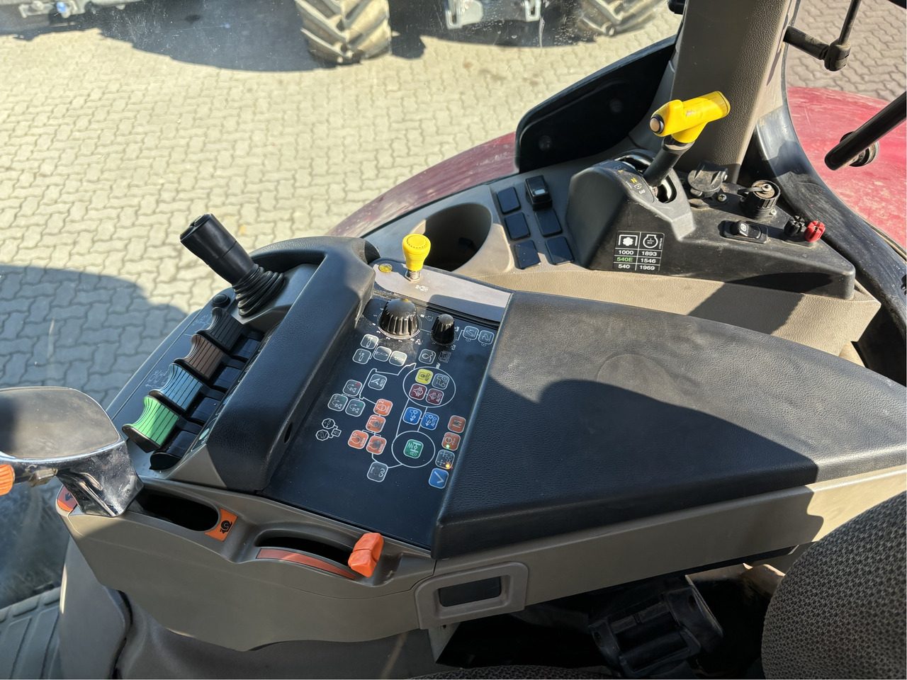 Case IH 175 Puma - Traktors: foto 2 Case IH 175 Puma - Traktors: foto 2