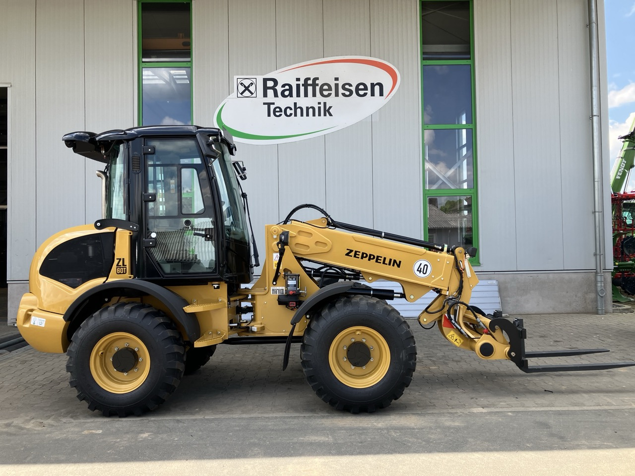 Caterpillar Zeppelin ZL60T - Iekrāvējs: foto 1 Caterpillar Zeppelin ZL60T - Iekrāvējs: foto 1