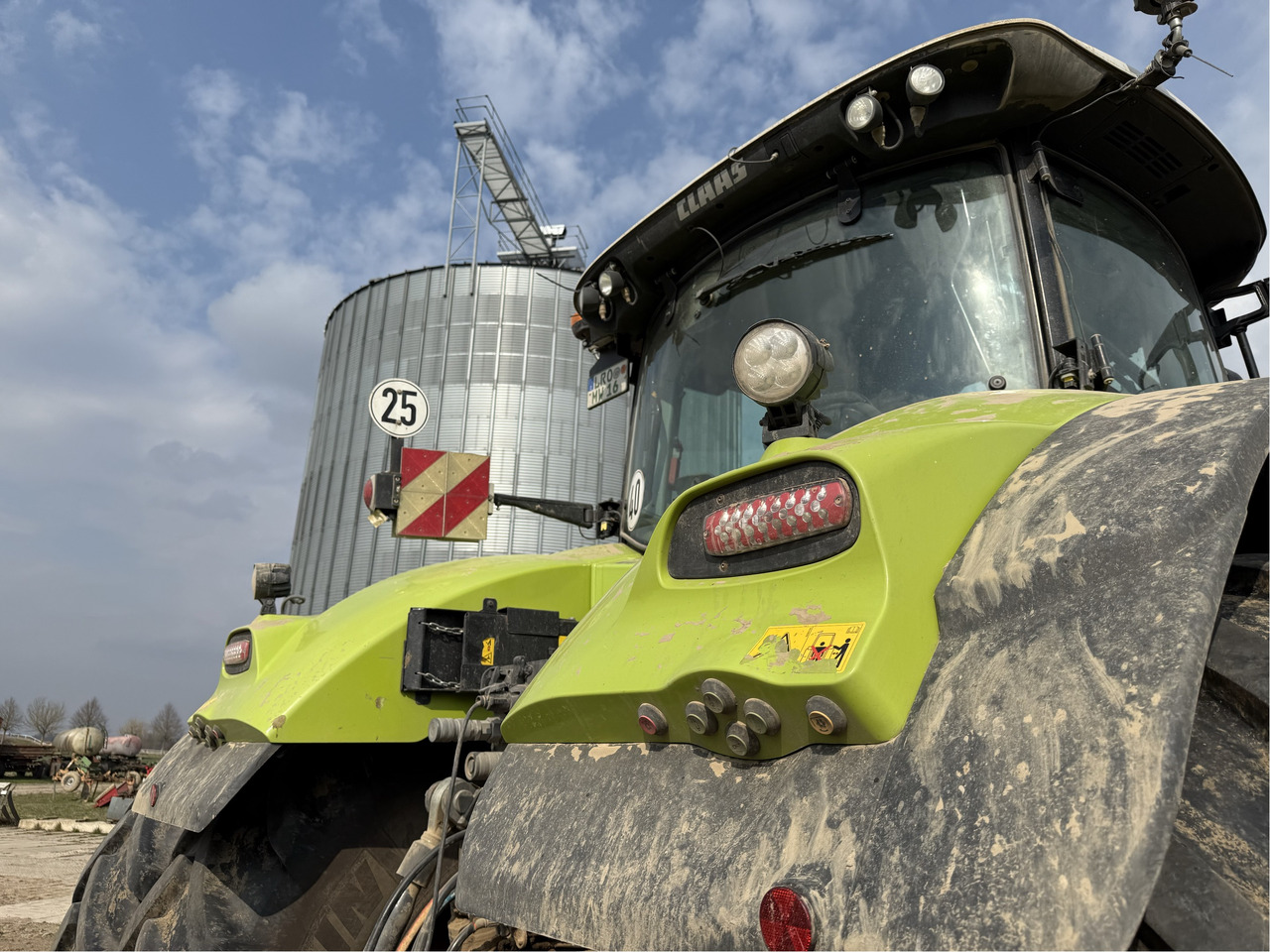 Claas Axion 960 C-Matic CEBIS - Traktors: foto 4 Claas Axion 960 C-Matic CEBIS - Traktors: foto 4