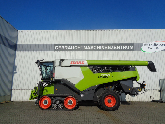 Claas Lexion 7700 TT - Labības kombains: foto 1 Claas Lexion 7700 TT - Labības kombains: foto 1