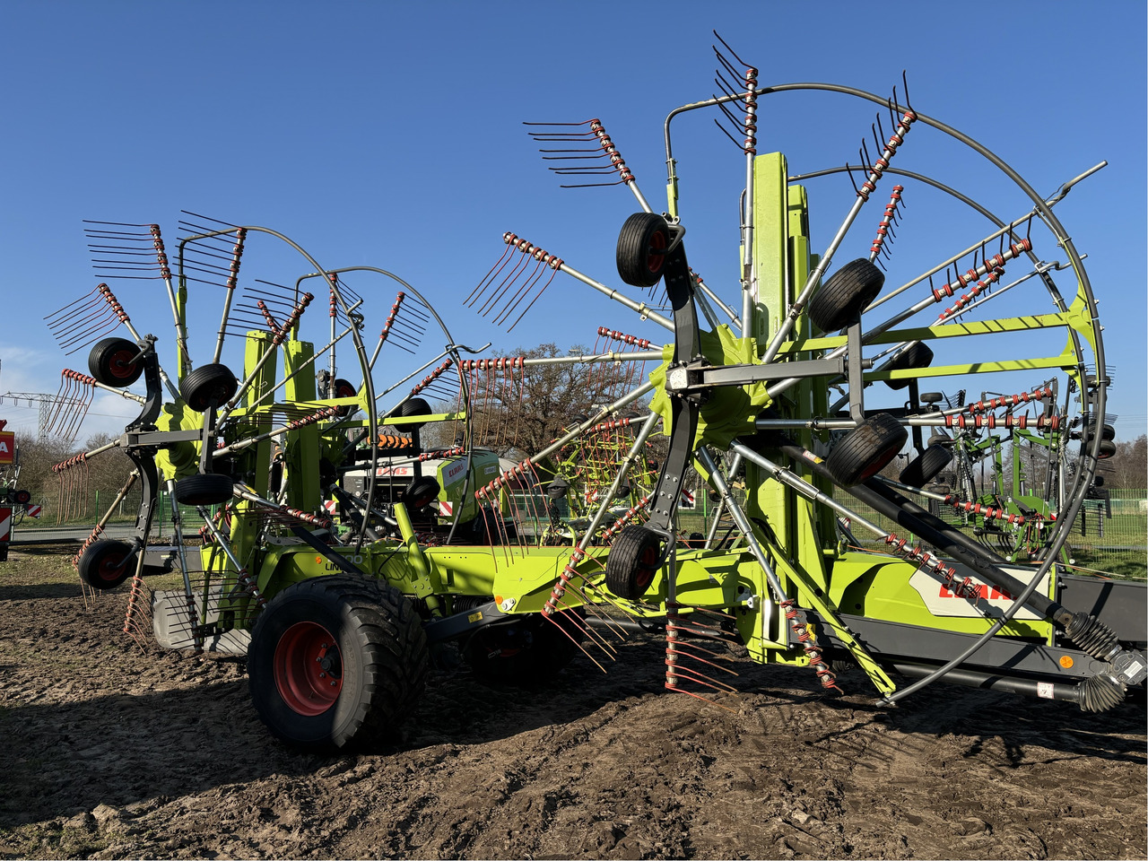 Claas Liner 4800 Trend - Vālotājs/ Ārdītājs: foto 1 Claas Liner 4800 Trend - Vālotājs/ Ārdītājs: foto 1