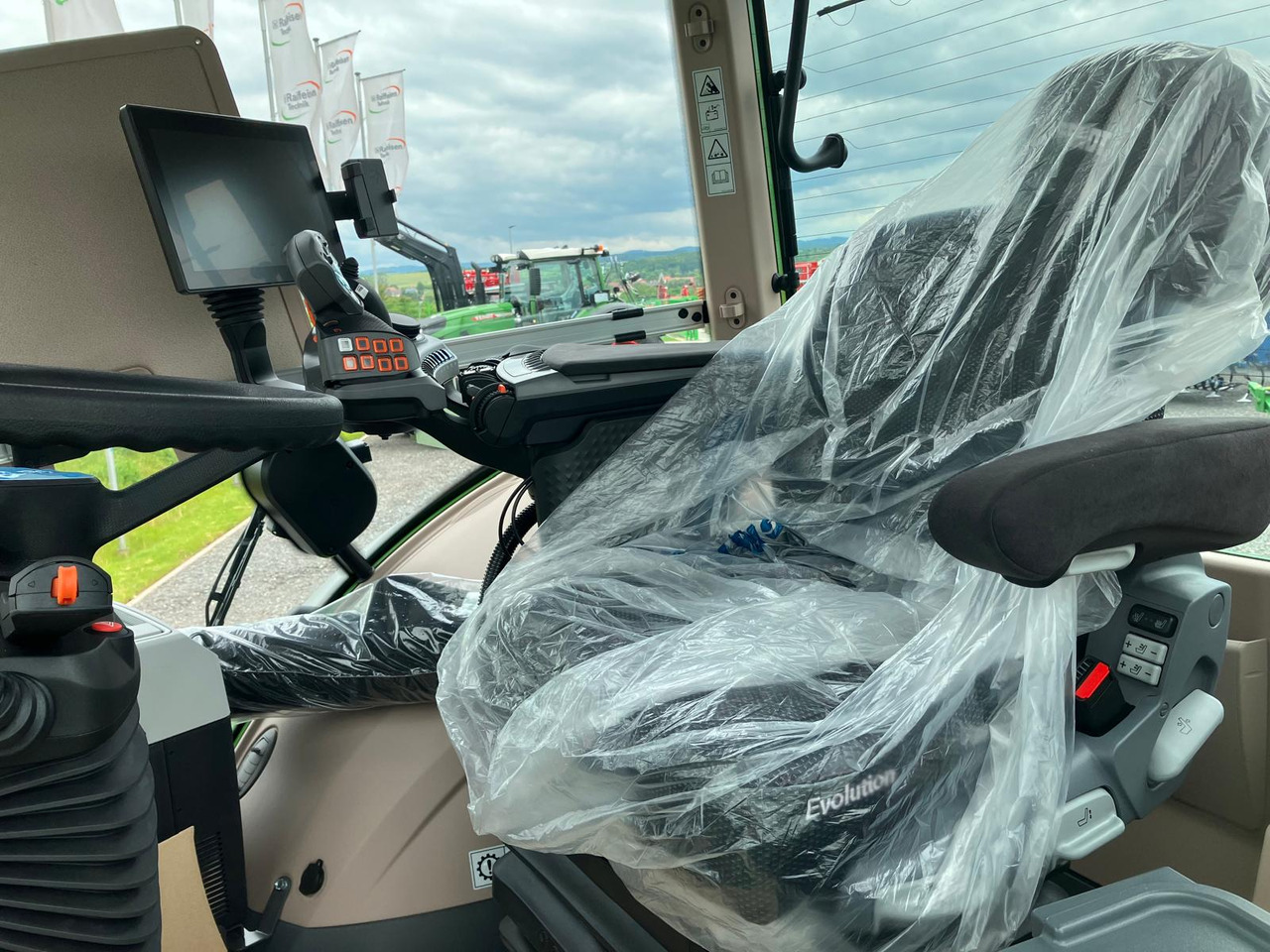 Fendt 1050 Vario Gen3 Profi Setting - Traktors: foto 3 Fendt 1050 Vario Gen3 Profi Setting - Traktors: foto 3