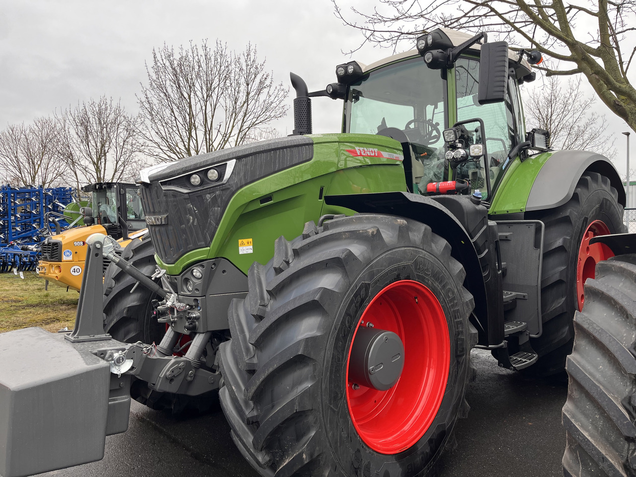 Fendt 1050 Vario Gen3 Profi Setting - Traktors: foto 1 Fendt 1050 Vario Gen3 Profi Setting - Traktors: foto 1