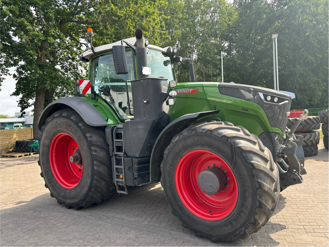 Fendt 1050 Vario Gen3 Profi Setting2 - Traktors: foto 1 Fendt 1050 Vario Gen3 Profi Setting2 - Traktors: foto 1