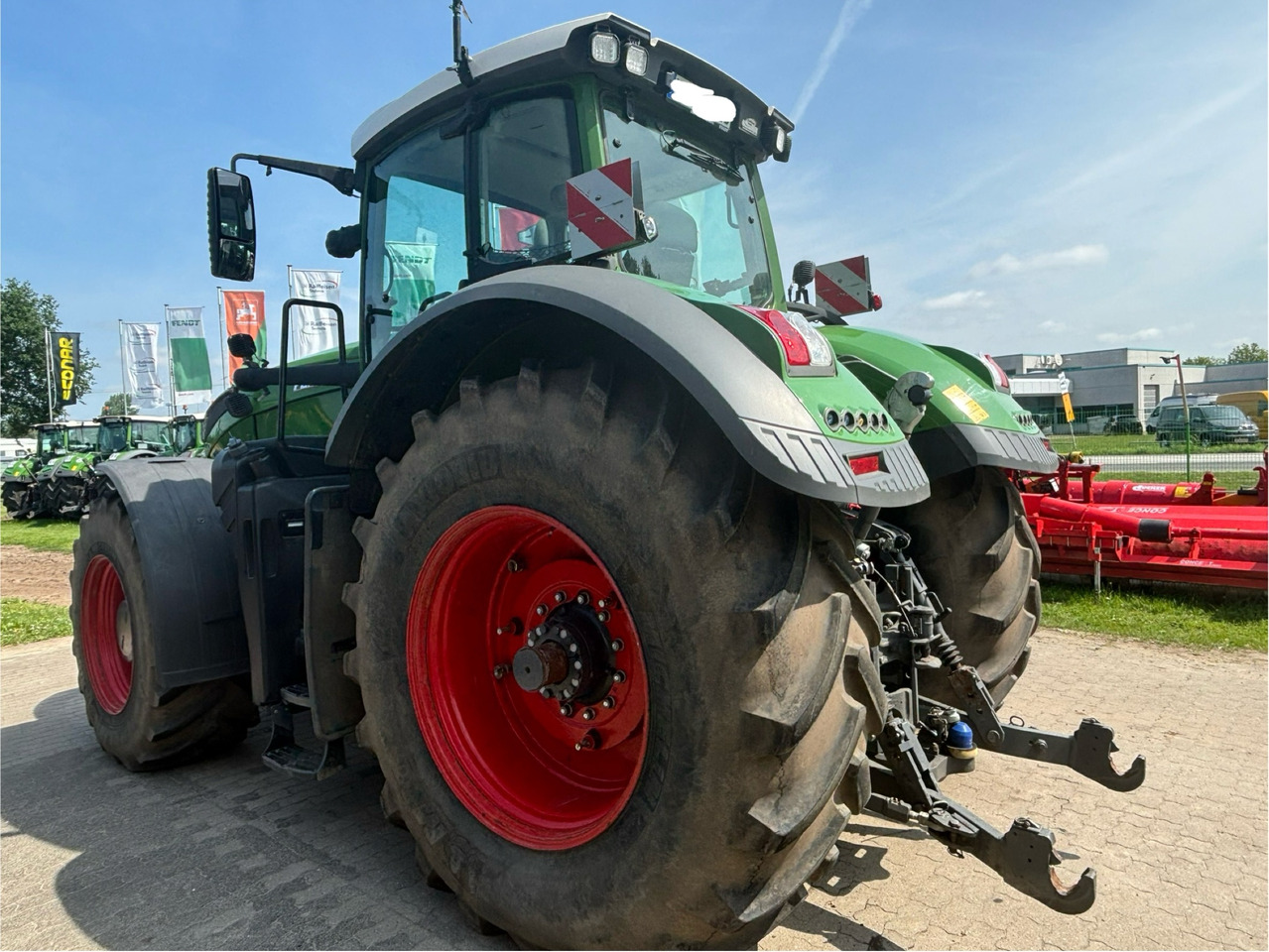 Fendt 1050 Vario S4 ProfiPlus - Traktors: foto 4 Fendt 1050 Vario S4 ProfiPlus - Traktors: foto 4