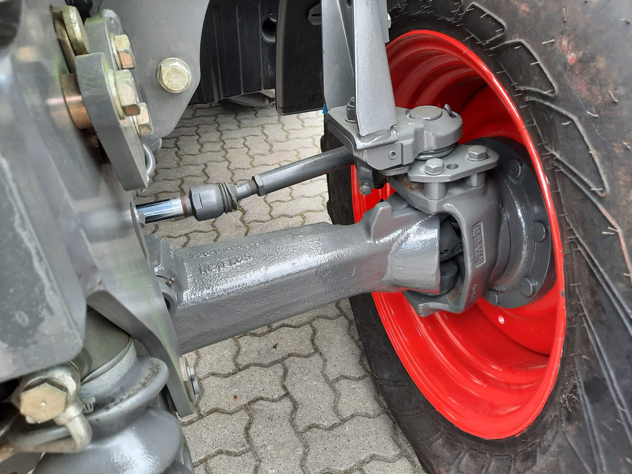 Traktors Fendt 211 Vario: foto 12