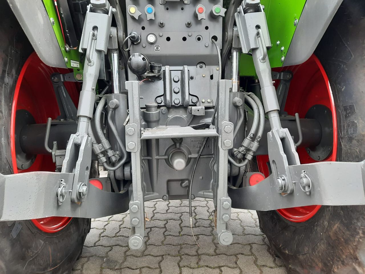 Traktors Fendt 211 Vario: foto 15