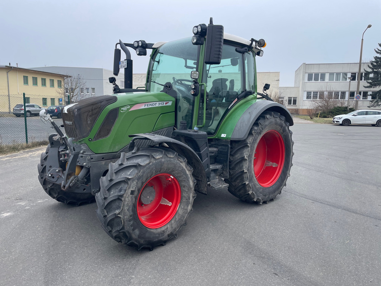 Fendt 313 Vario S4 ProfiPlus - Traktors: foto 1 Fendt 313 Vario S4 ProfiPlus - Traktors: foto 1